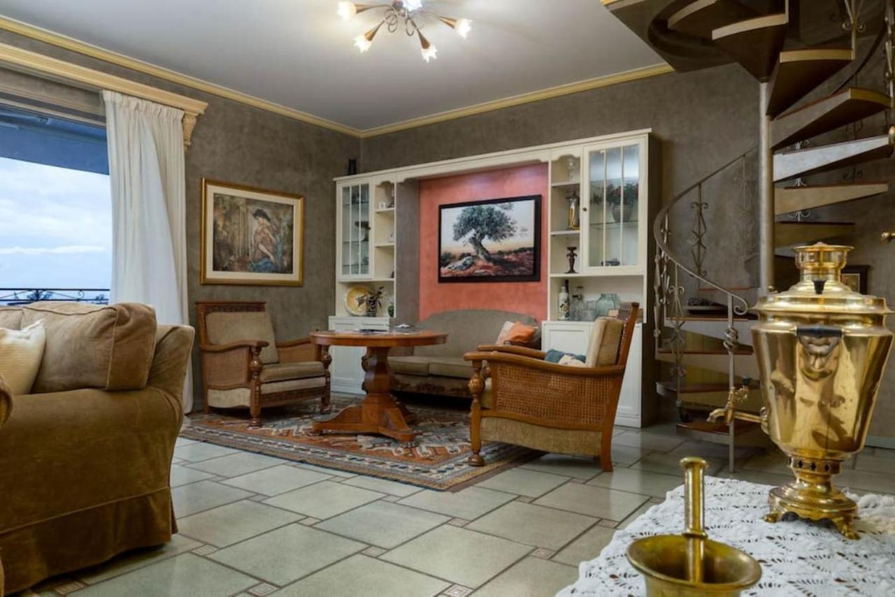 165 Sm Penthouse Maisonette Apartment Athens Luaran gambar
